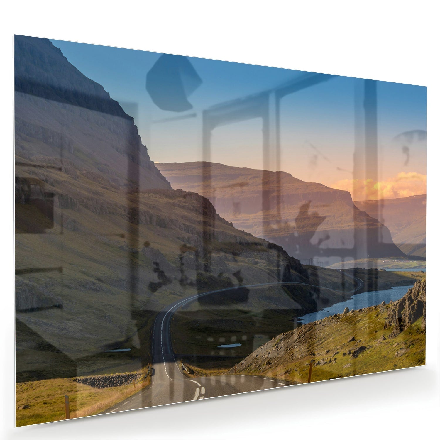 Atemberaubendes Glasbild mit Bergen und Fluss – Glasbild aus Sicherheitsglas, Größe 60x40