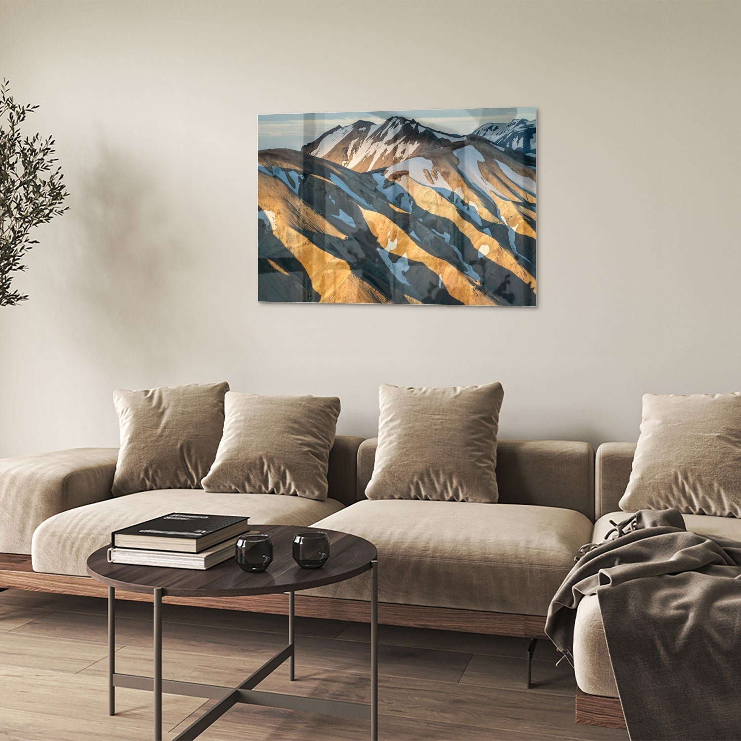 Glasbild mit Bergen und sanften Farben – Glasbild aus Sicherheitsglas, Größe 50x50