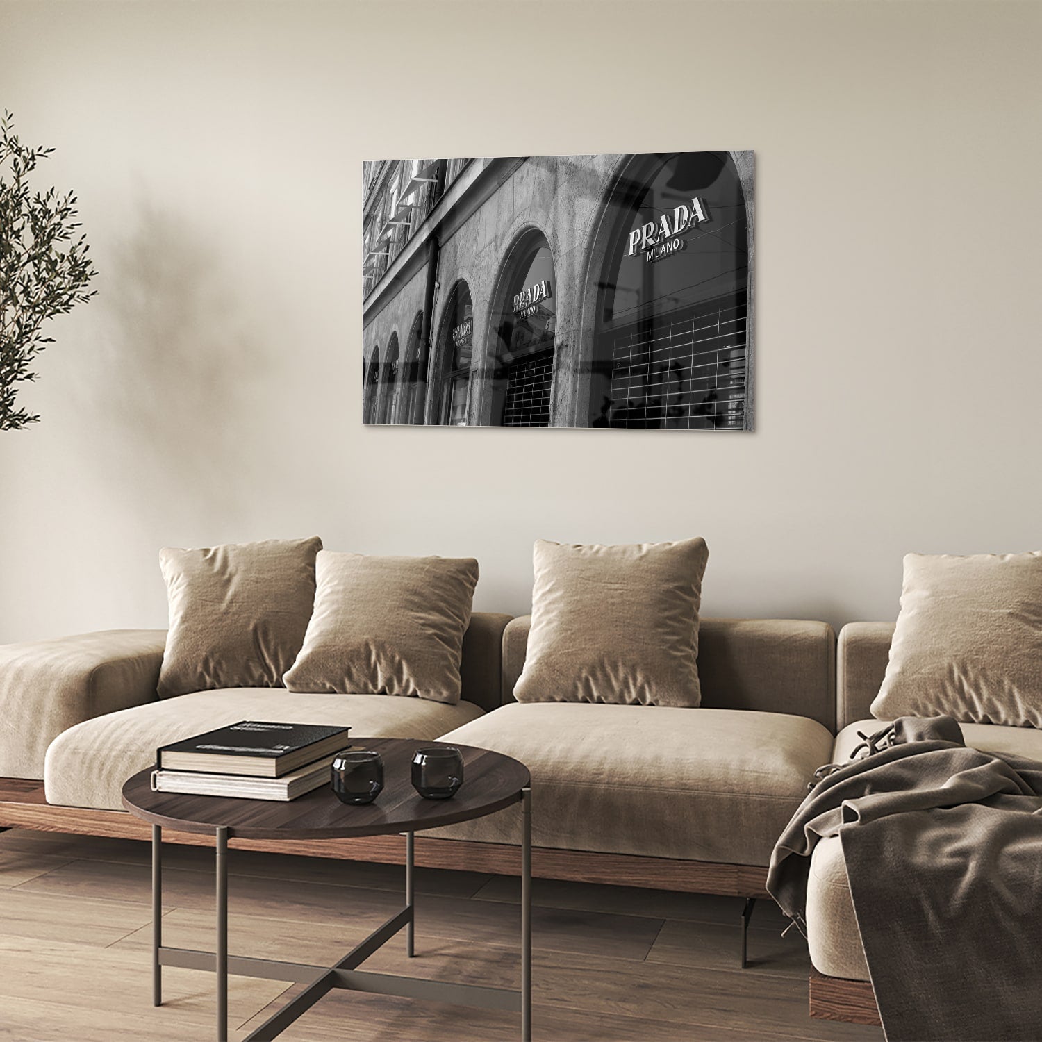 Elegantes Glasbild mit Prada-Schaufenster – Glasbild aus Sicherheitsglas, Größe 50x50
