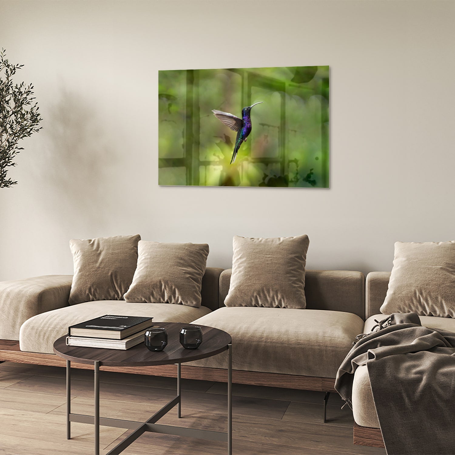 Glasbild mit fliegendem Kolibri inmitten grüner Ruhe – Glasbild aus Sicherheitsglas, Größe 50x50