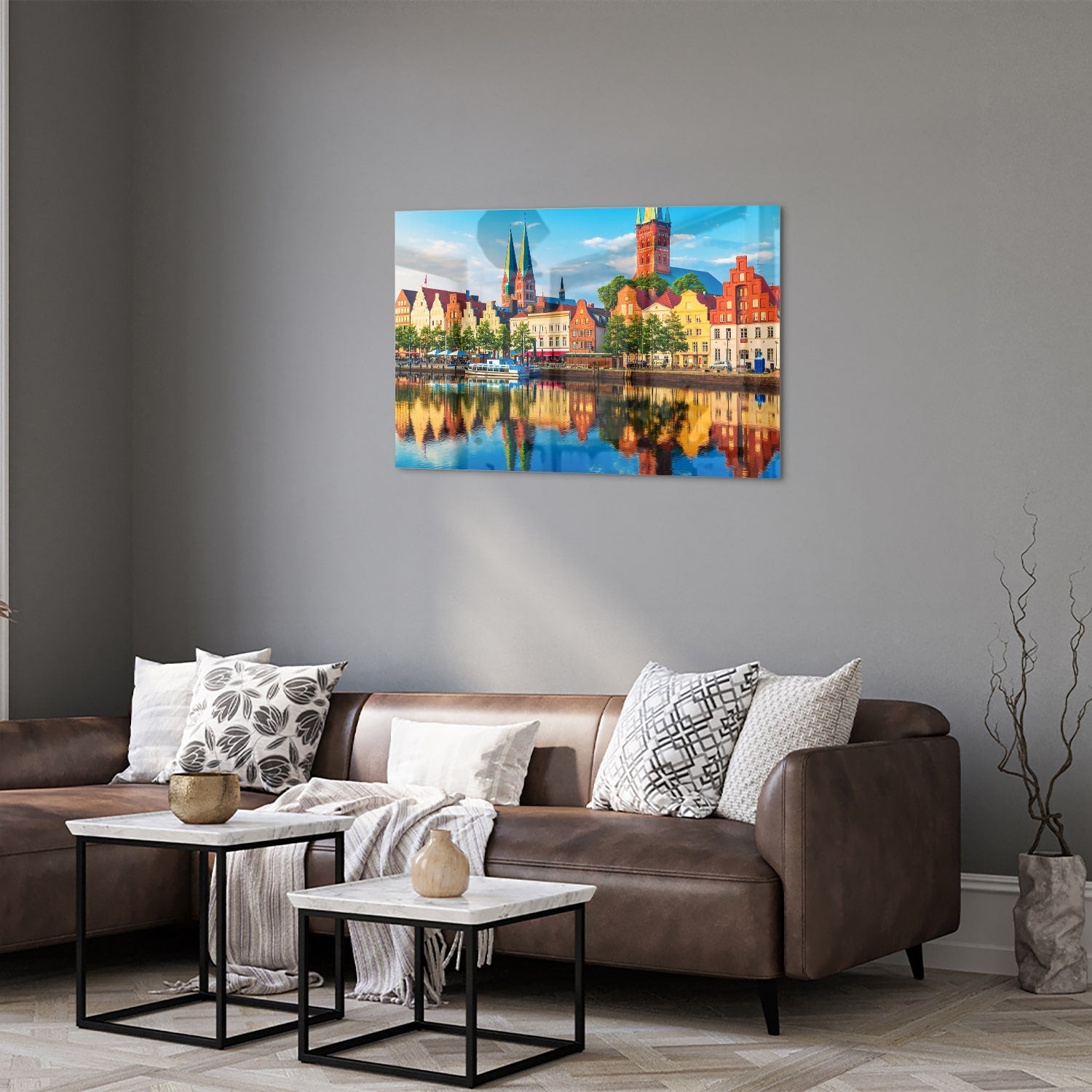 Farbenfrohes Glasbild mit einer Stadtlandschaft – Glasbild aus Sicherheitsglas, Größe 50x50_rond