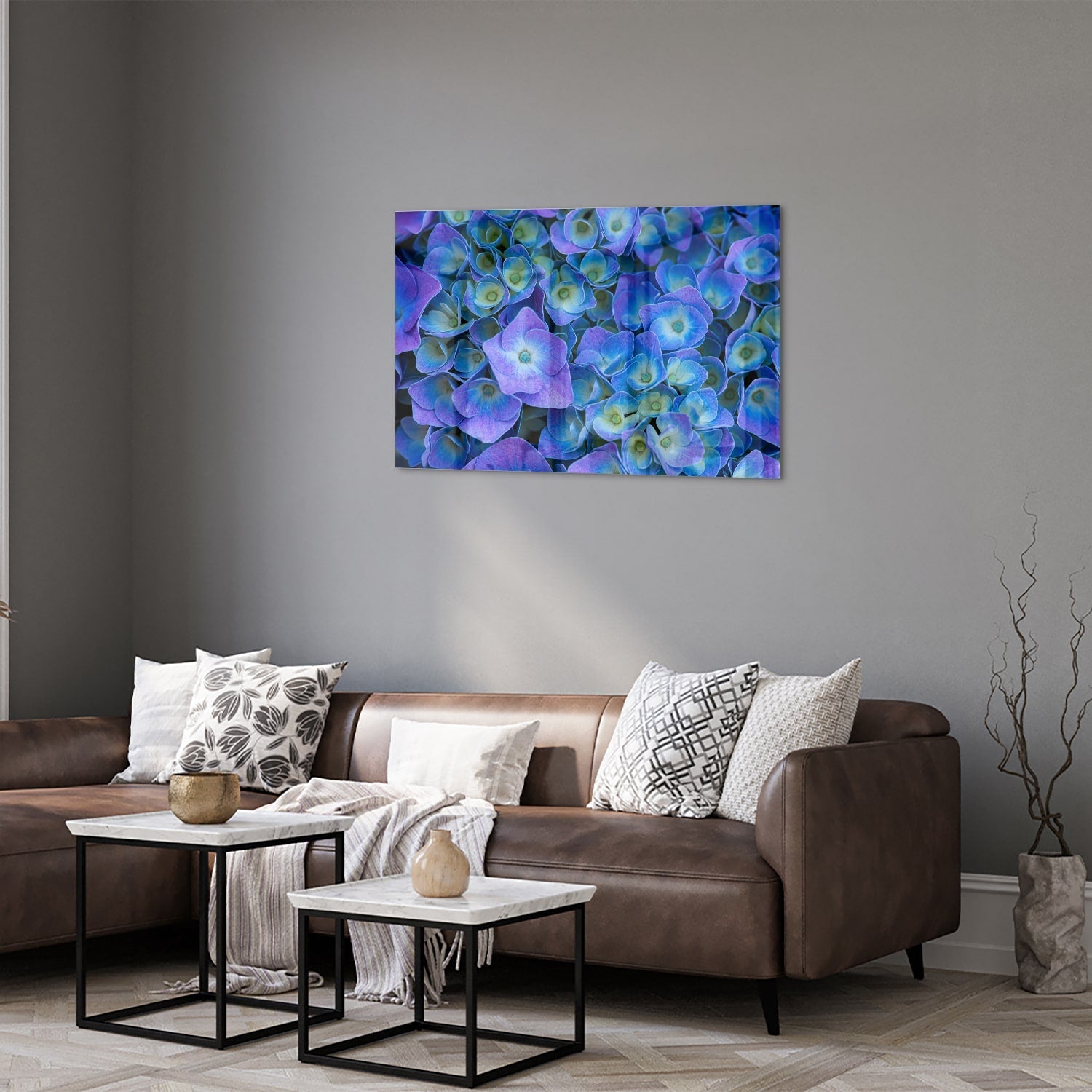 Farbenfrohes Glasbild mit blauen Blumen – Glasbild aus Sicherheitsglas, Größe 50x50_rond