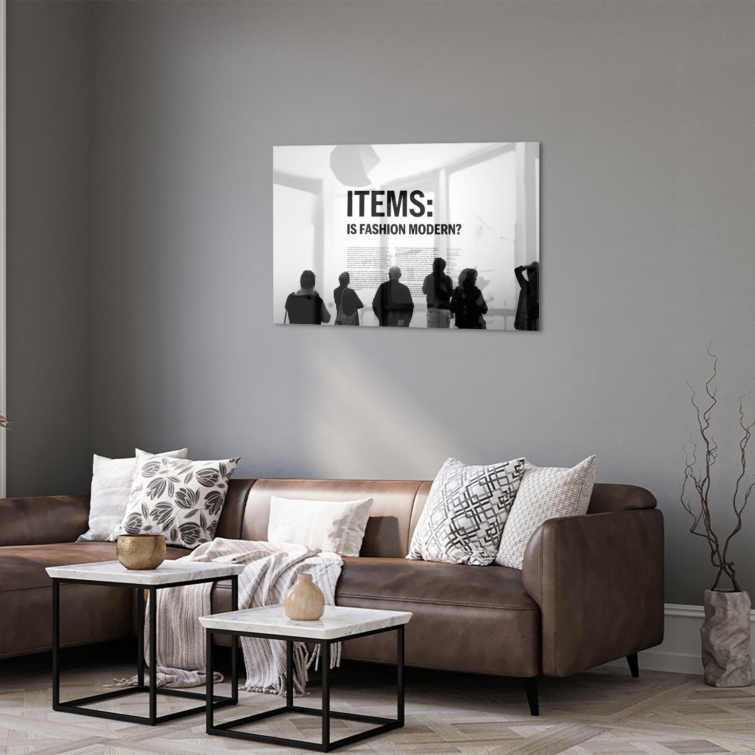 Modernes Glasbild 'Is Fashion Modern?' – Glasbild aus Sicherheitsglas, Größe 50x50_rond