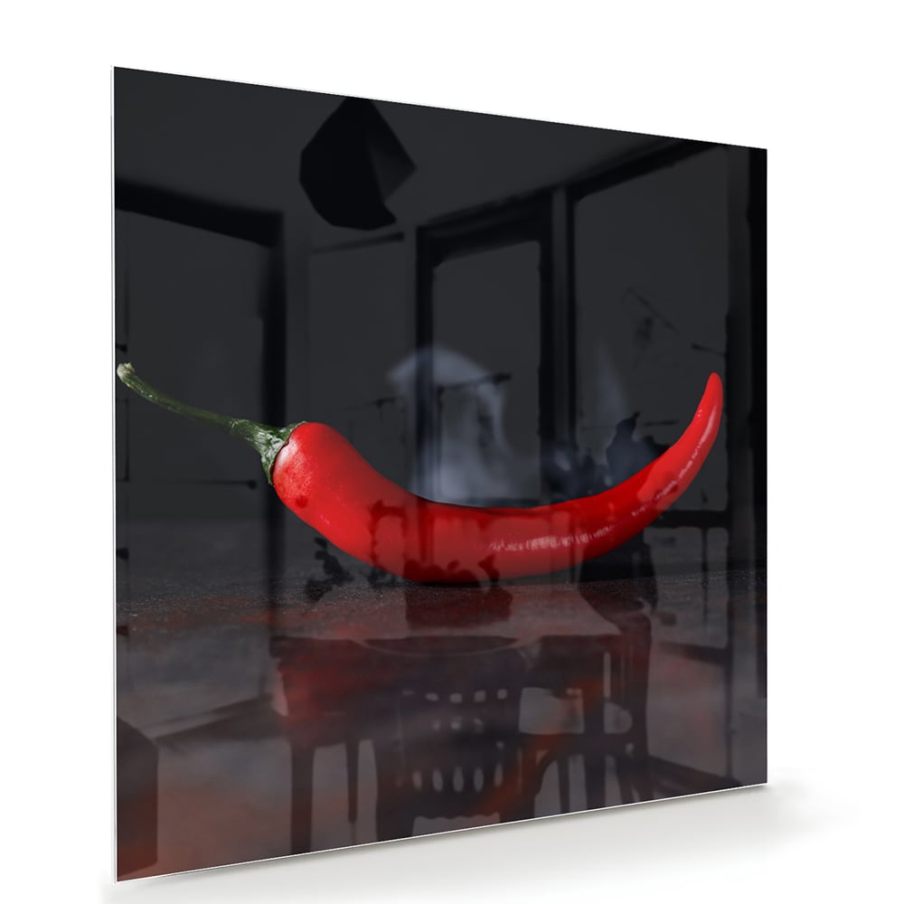 Glasbild – Tiefrote Paprika auf schwarzem Hintergrund – Glasbild aus Sicherheitsglas, Größe 100x70