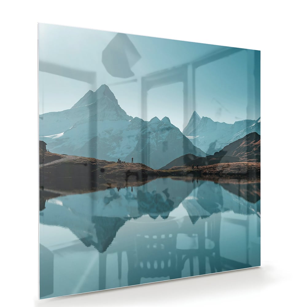 Glasbild mit Bergen und Wasserreflexionen – Glasbild aus Sicherheitsglas, Größe 100x70