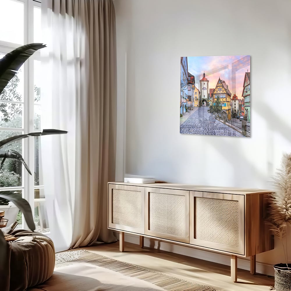 Glasbild mit malerischer Straße und historischen Gebäuden – Glasbild aus Sicherheitsglas, Größe 120x60