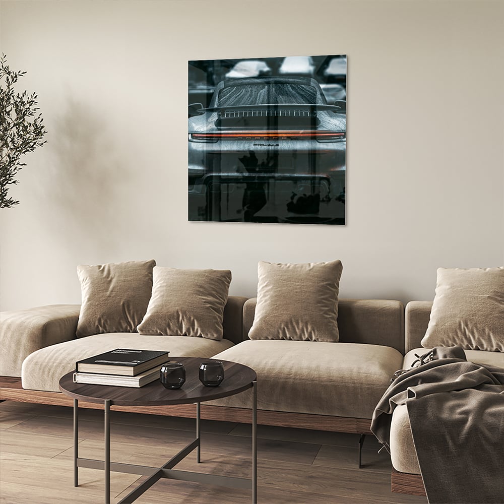 Elegantes Glasbild mit einem Sportwagen – Glasbild aus Sicherheitsglas, Größe 90x90_rond