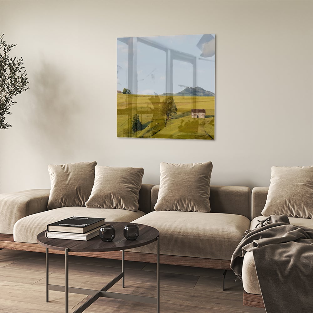 Glasbild mit grünen Hügeln in der Landschaft – Glasbild aus Sicherheitsglas, Größe 90x90_rond