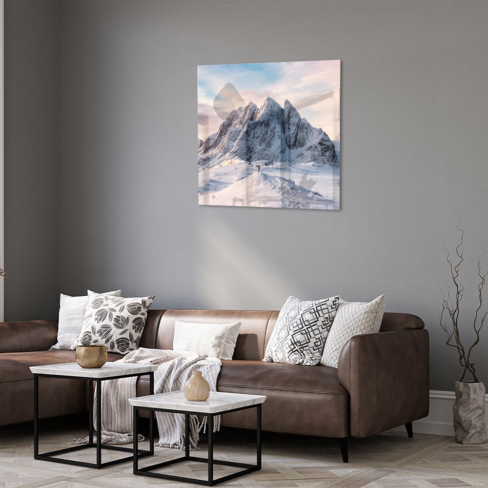 Atemberaubendes Glasbild mit verschneiten Bergen – Glasbild aus Sicherheitsglas, Größe 120x80