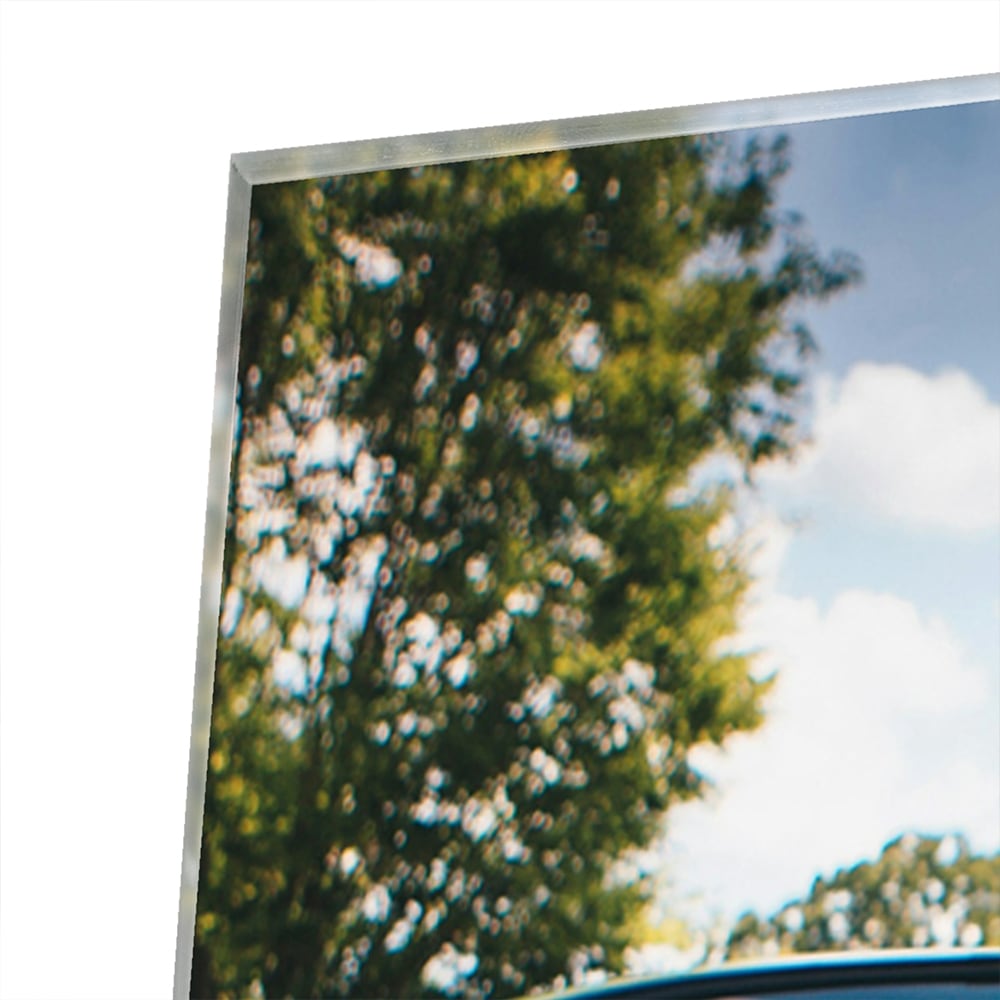 Glasbild mit einzigartigem grünen Porsche für moderne Innenräume – Glasbild aus Sicherheitsglas, Größe 100x100_rond