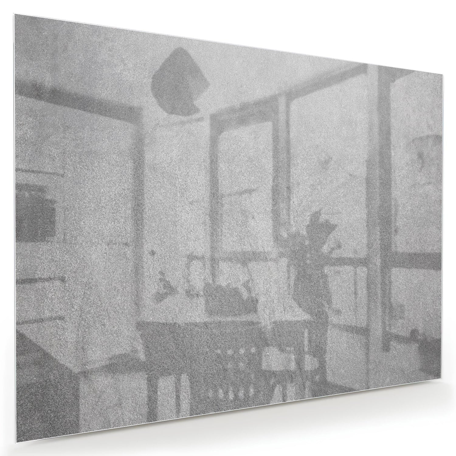 Minimalistisches Glasbild mit Händen