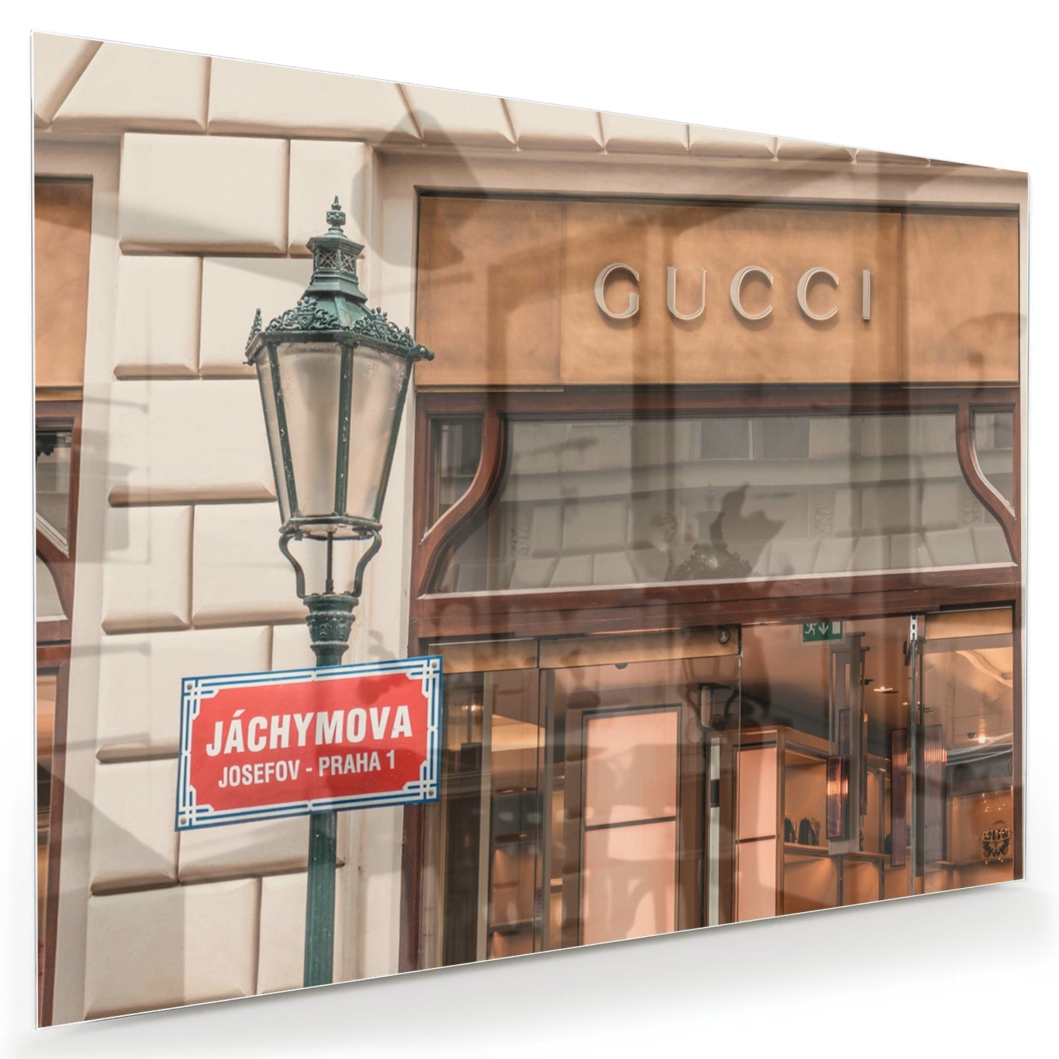 Stilvolles Glasbild mit Gucci-Schaufenster