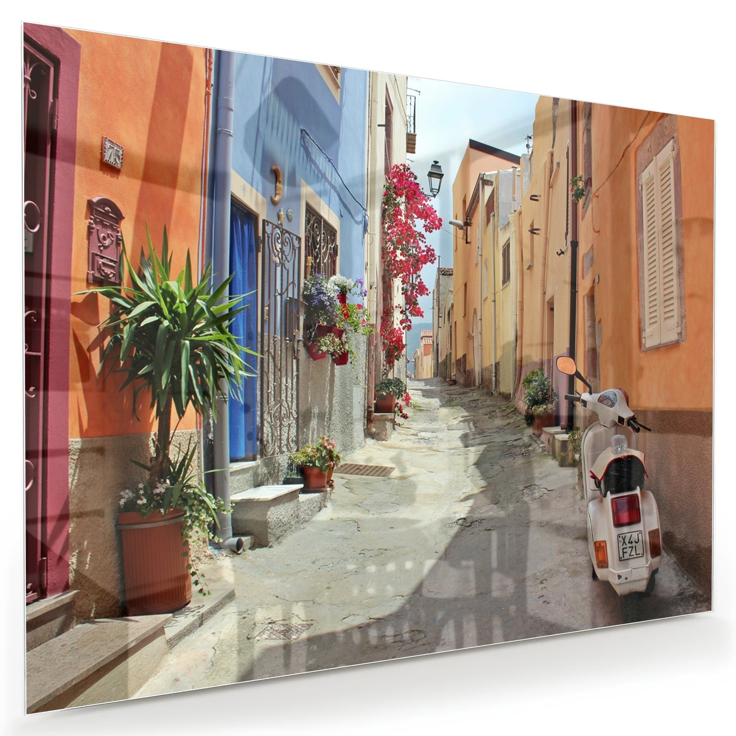 Buntes Glasbild mit Vespa auf einer Straße