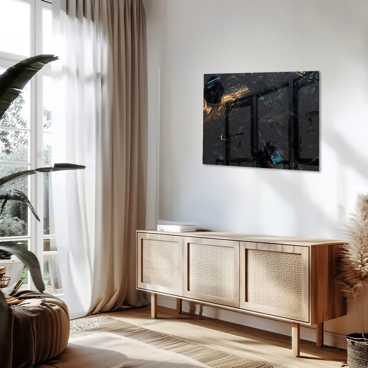 Abstraktes Glasbild mit goldenen und schwarzen Akzenten