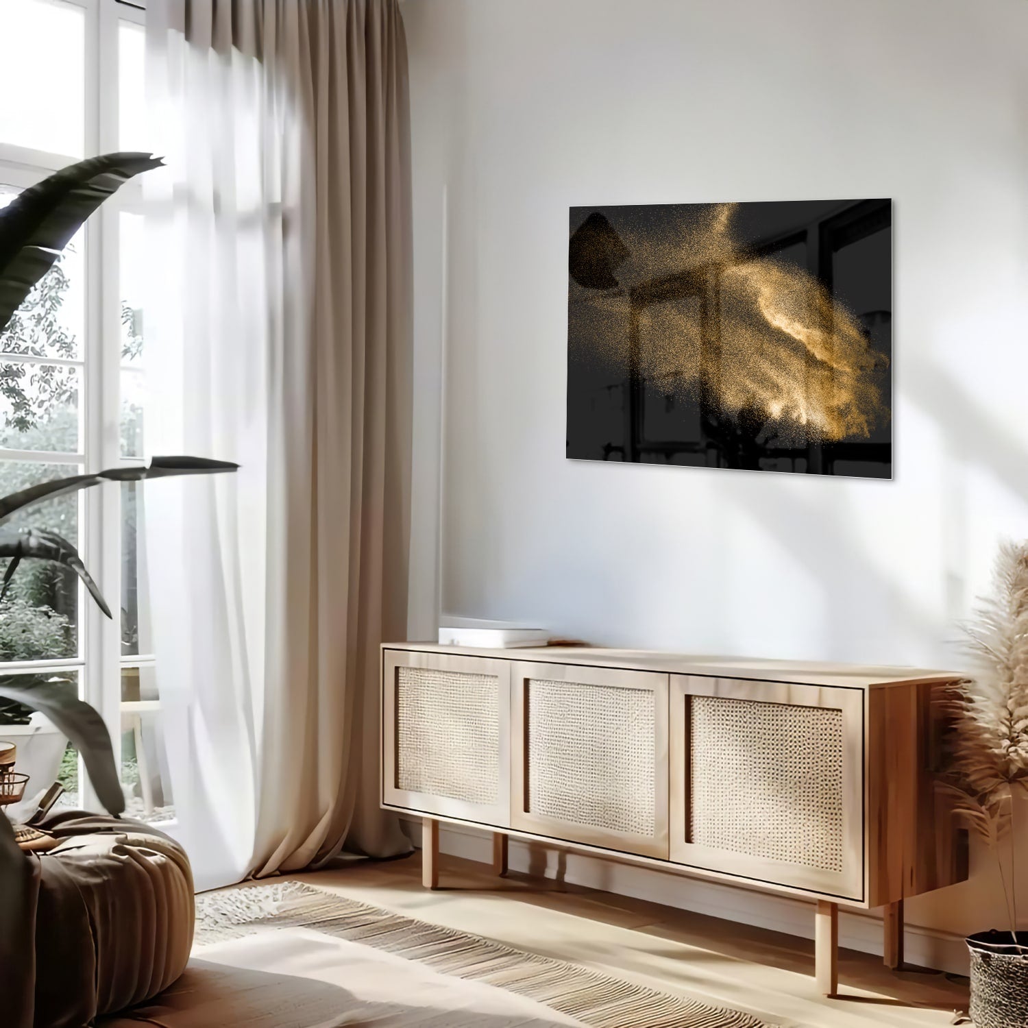 Glasbild – Goldene Hand auf schwarzem Hintergrund