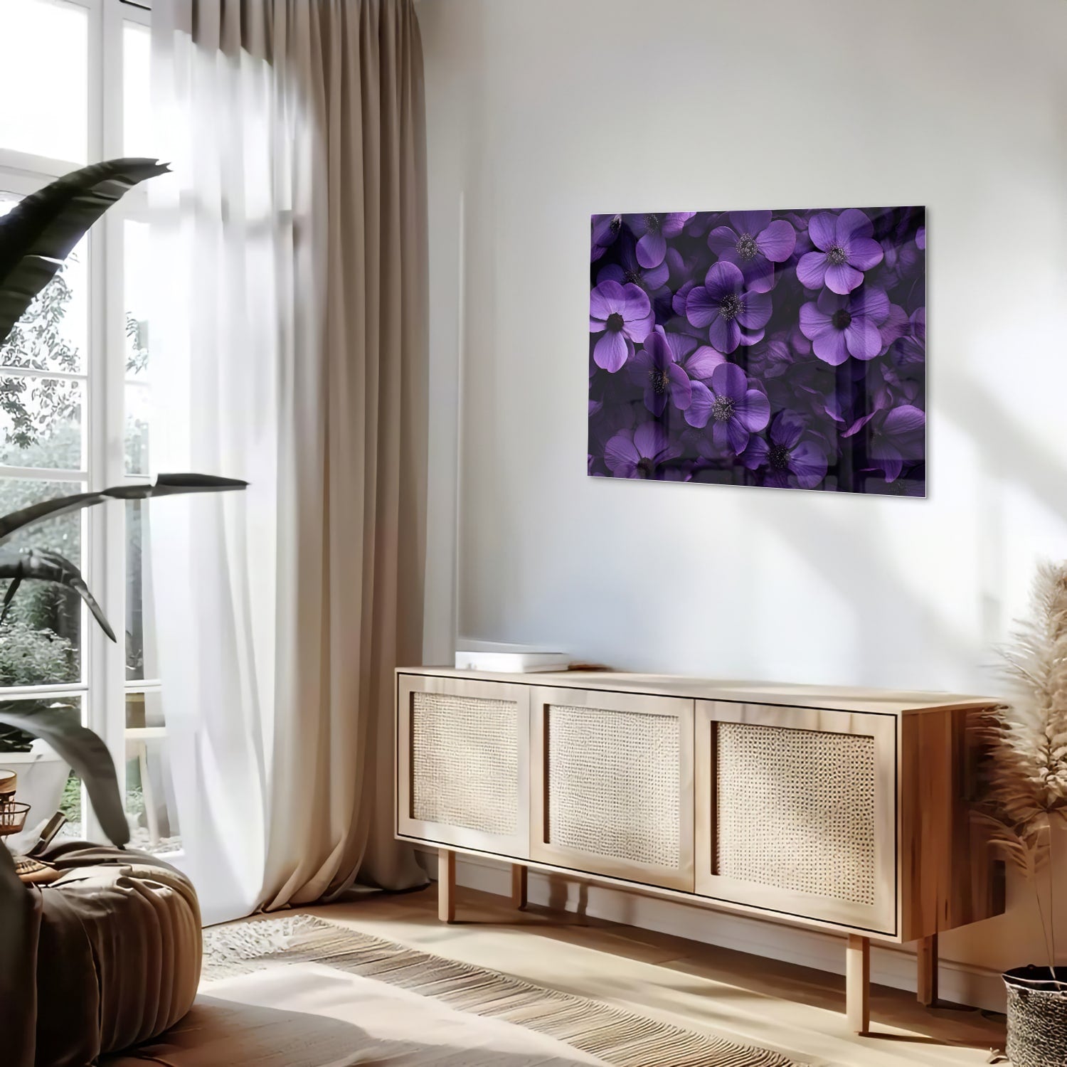 Glasbild mit violetten Blumen für Ihr Interieur