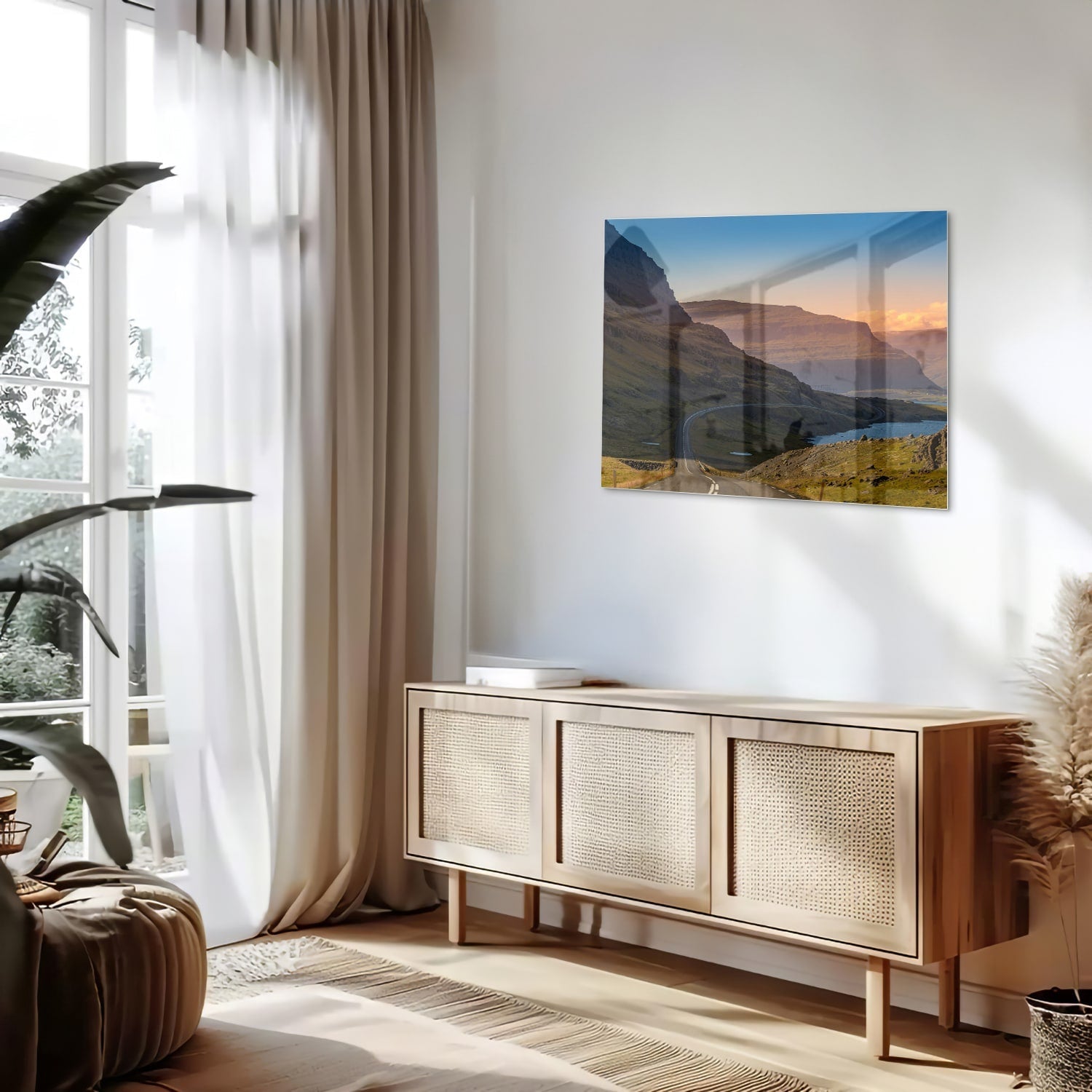 Atemberaubendes Glasbild mit Bergen und Fluss