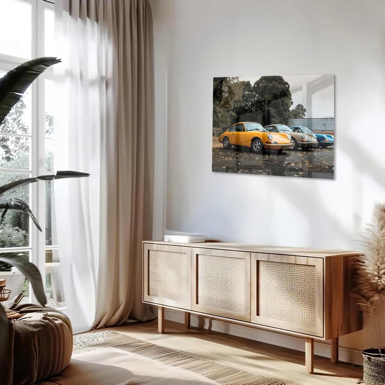 Fröhliches Glasbild mit gelbem Auto