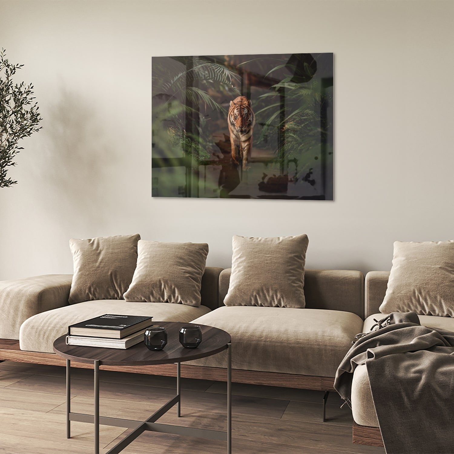 Elegantes Glasbild mit Tiger zwischen Blättern