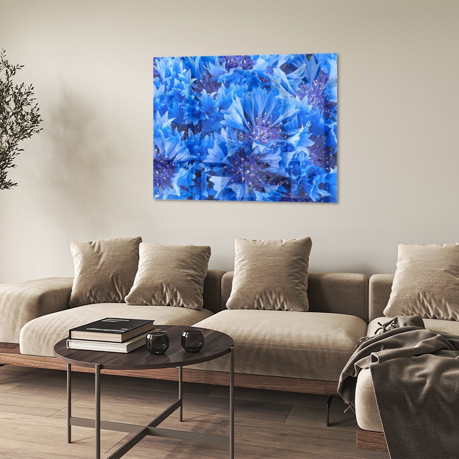 Blaues Glasbild mit Blumenmotiv