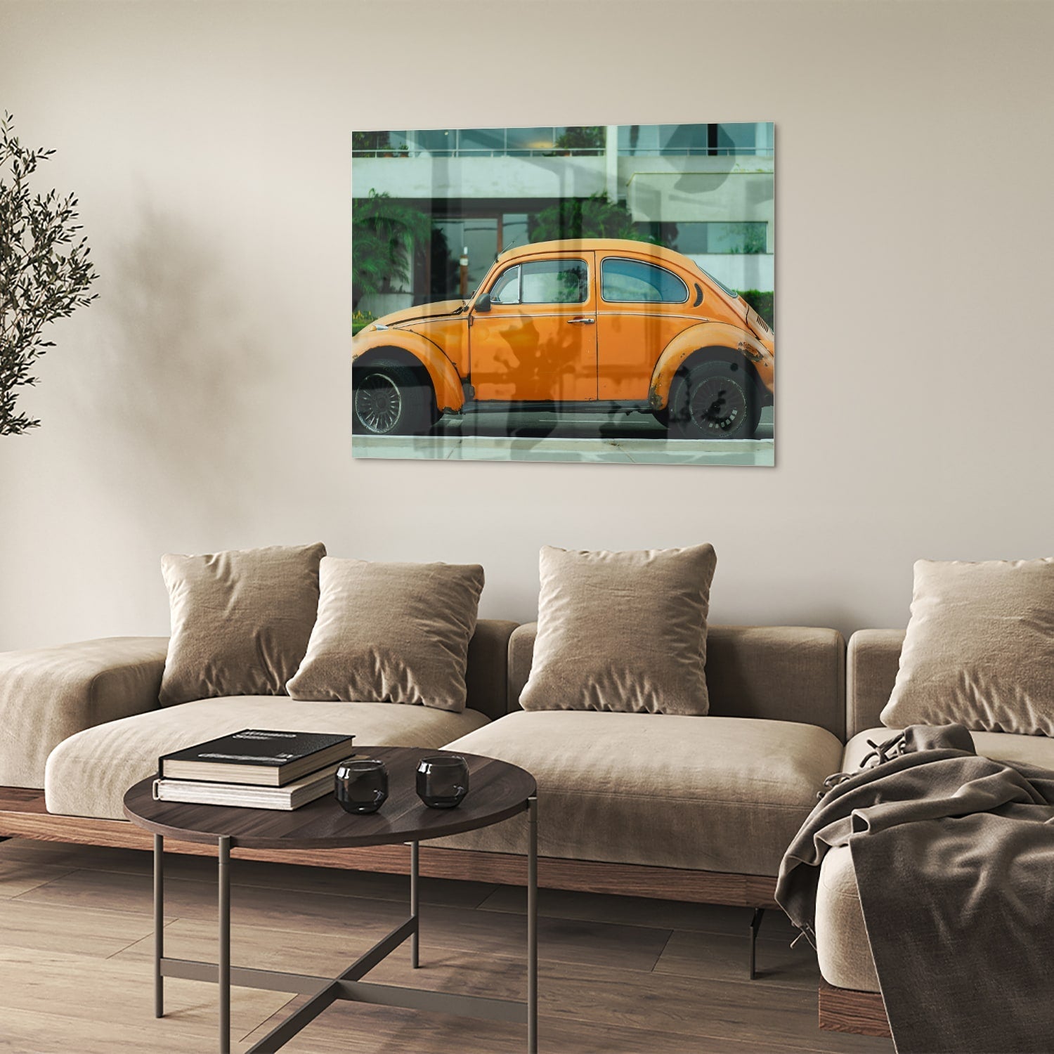 Fröhliches Glasbild mit orangefarbenem Käfer