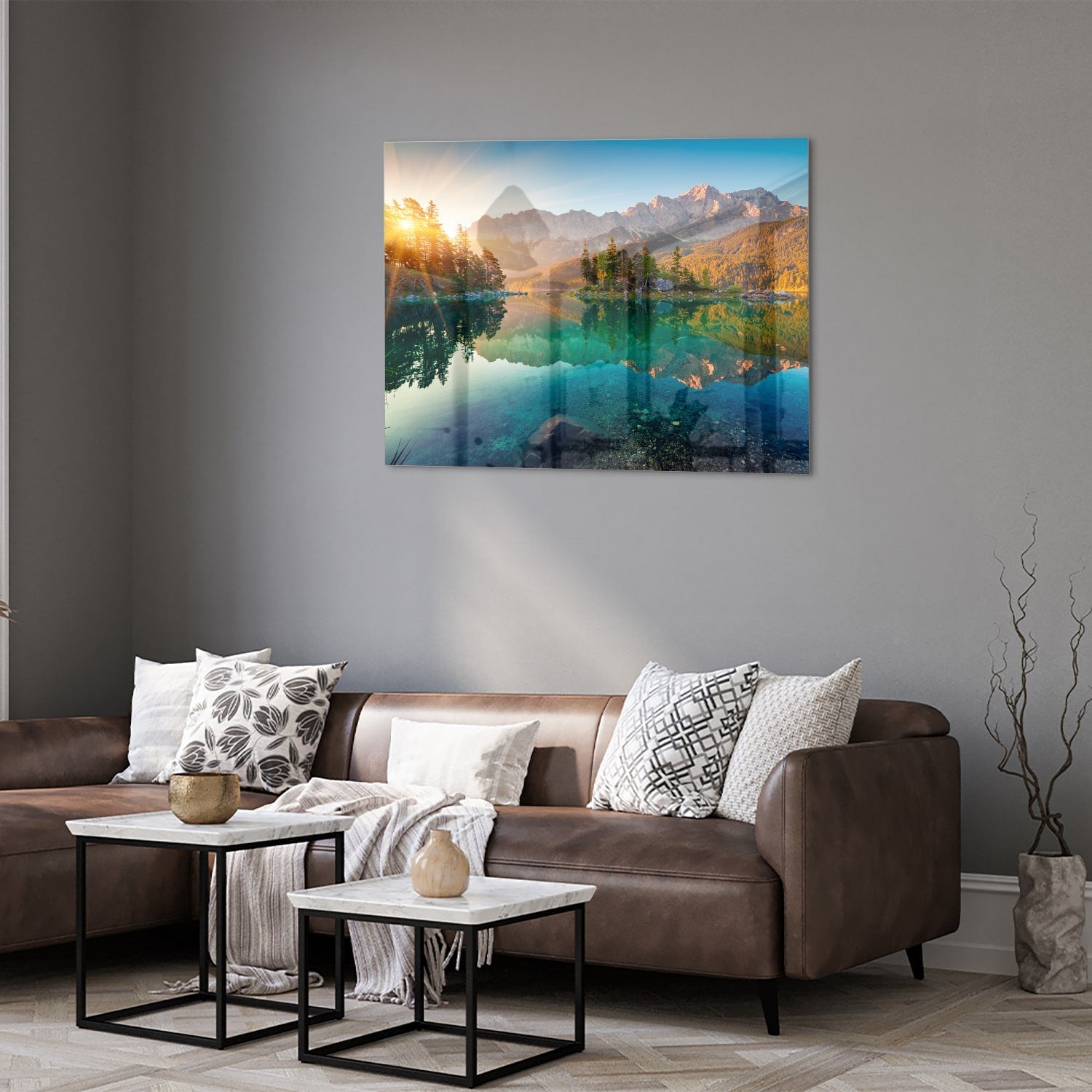 Wunderschönes Glasbild mit Berglandschaft und See