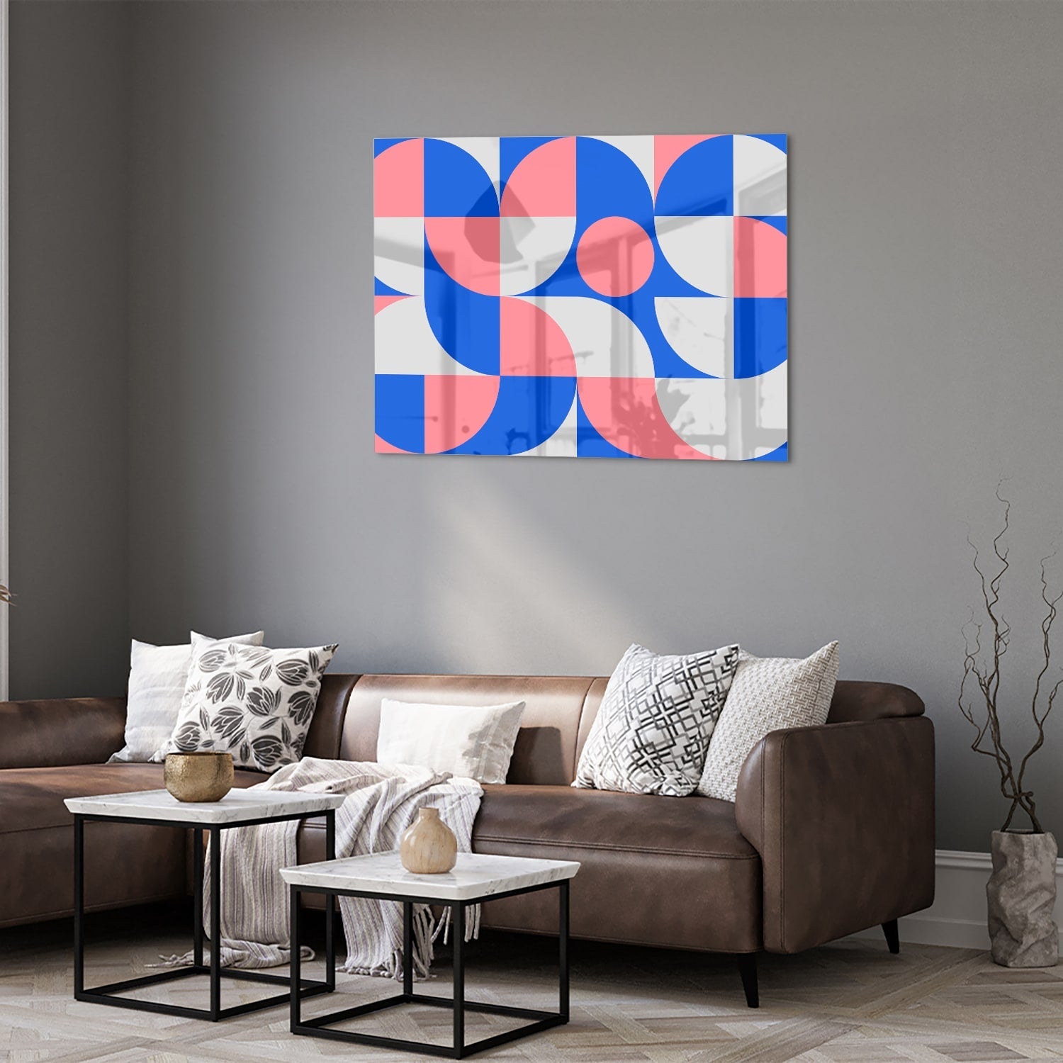 Abstraktes Glasbild mit blauen und rosa Farbtönen