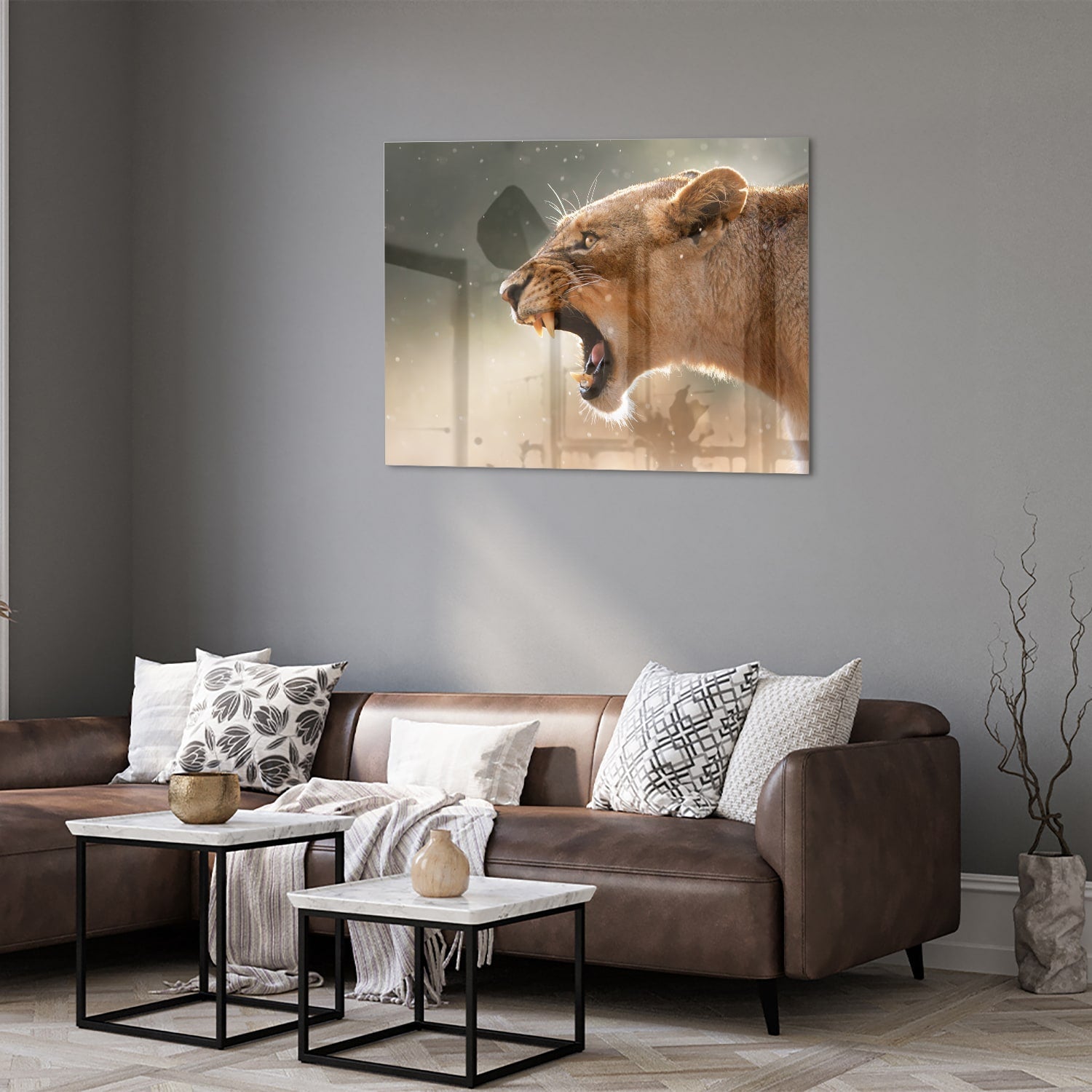 Beeindruckendes Glasbild mit einem brüllenden Löwen