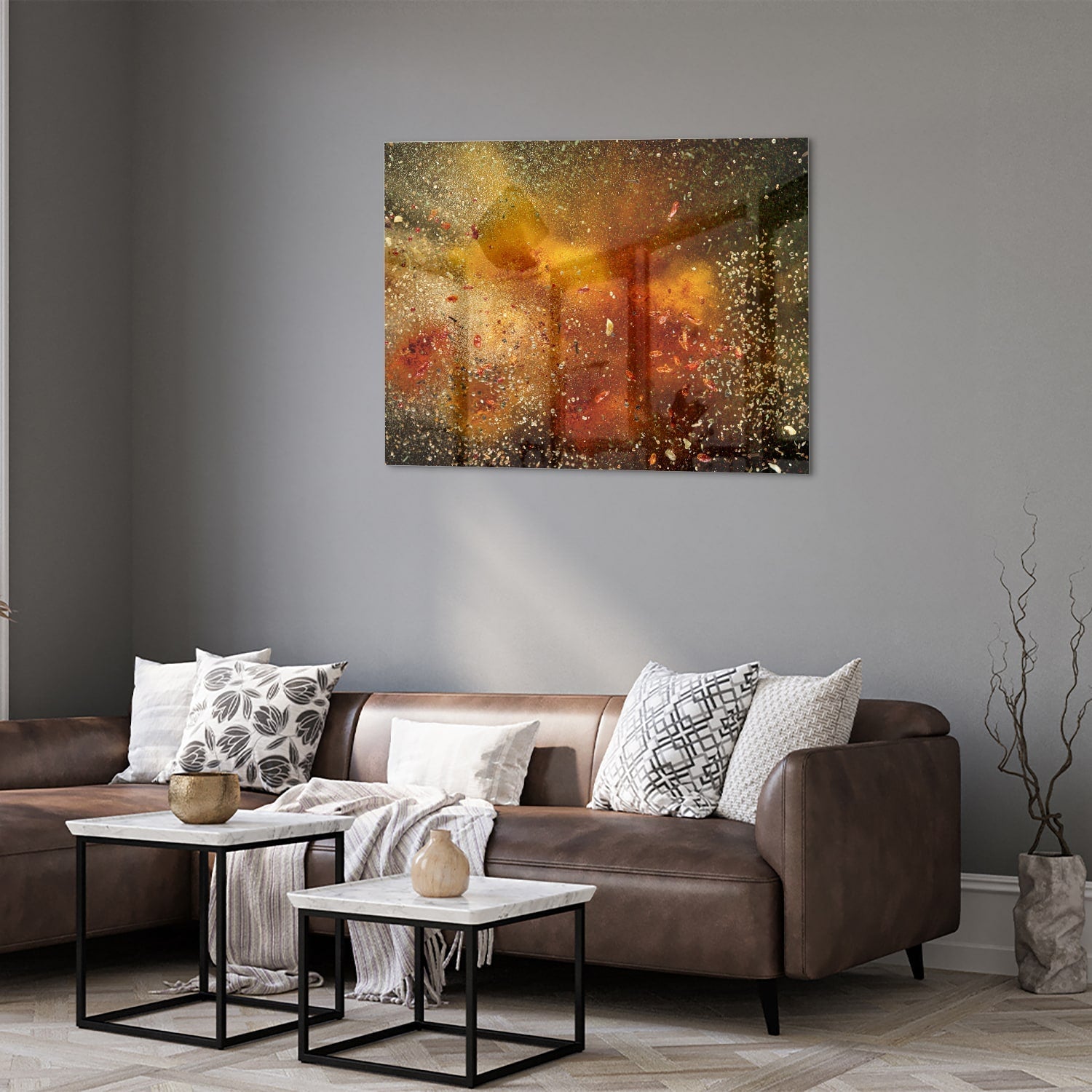 Abstraktes Glasbild mit warmen Farben