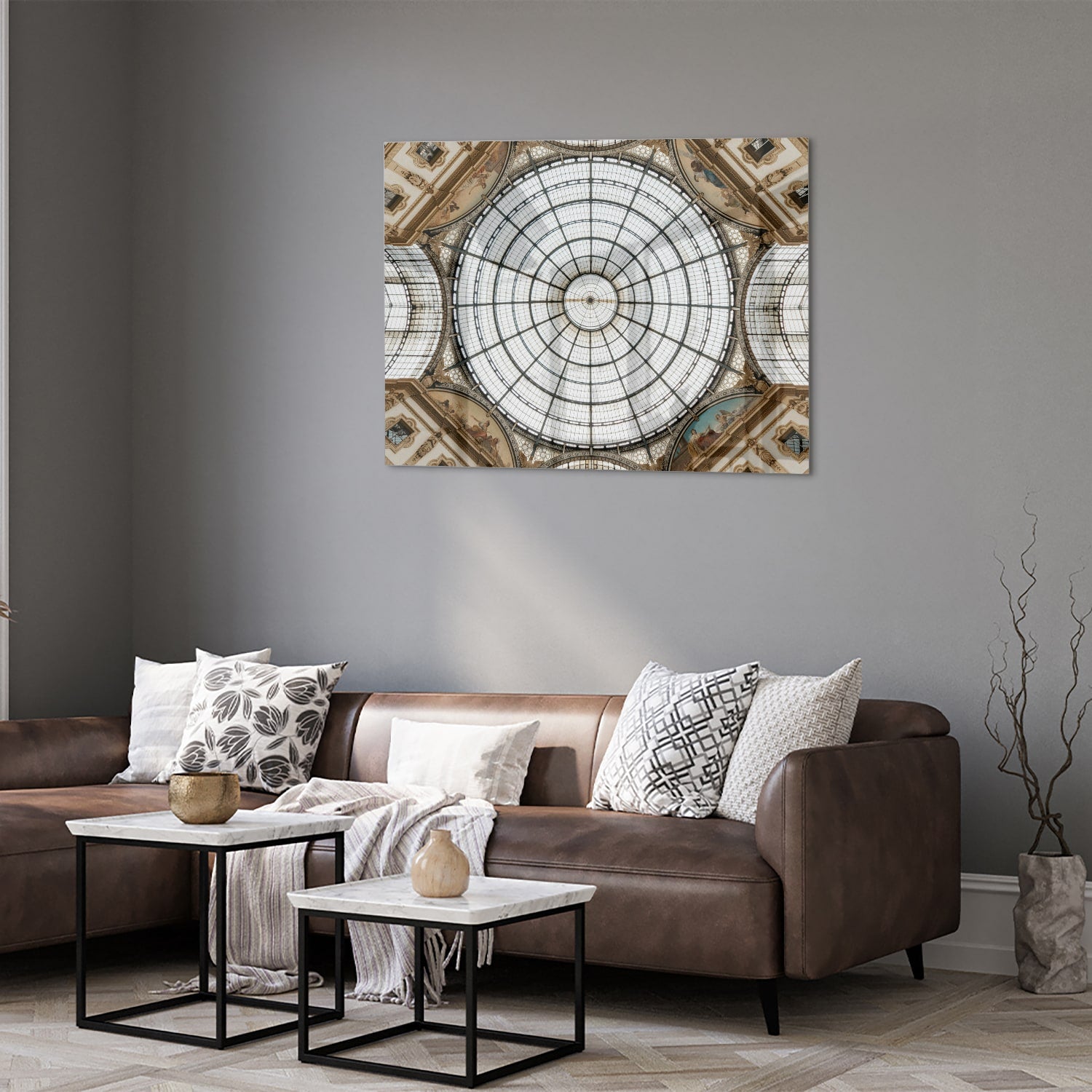 Elegantes Glasbild mit einer kunstvollen Kuppel