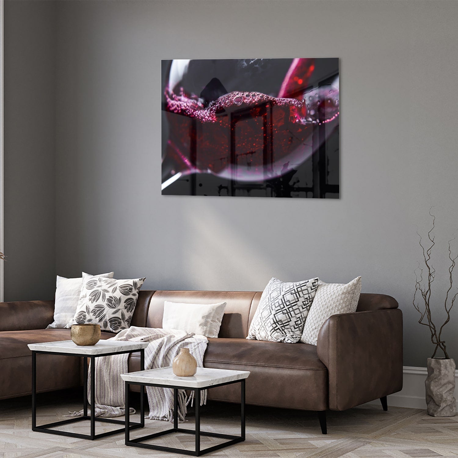 Glasbild – Farbiger Rotwein in einem Glas