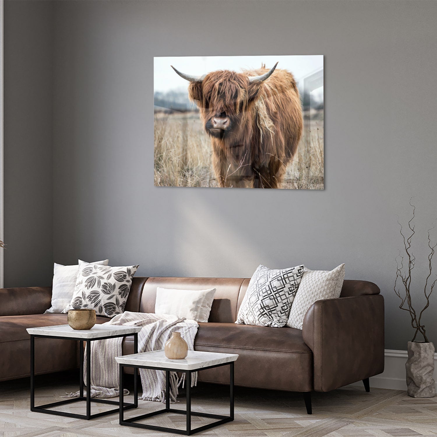 Glasbild mit Hochlandrind in Holzoptik