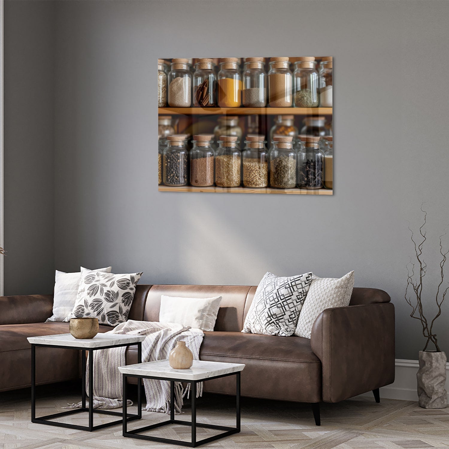 Glasbild mit Gewürzen in Einmachgläsern