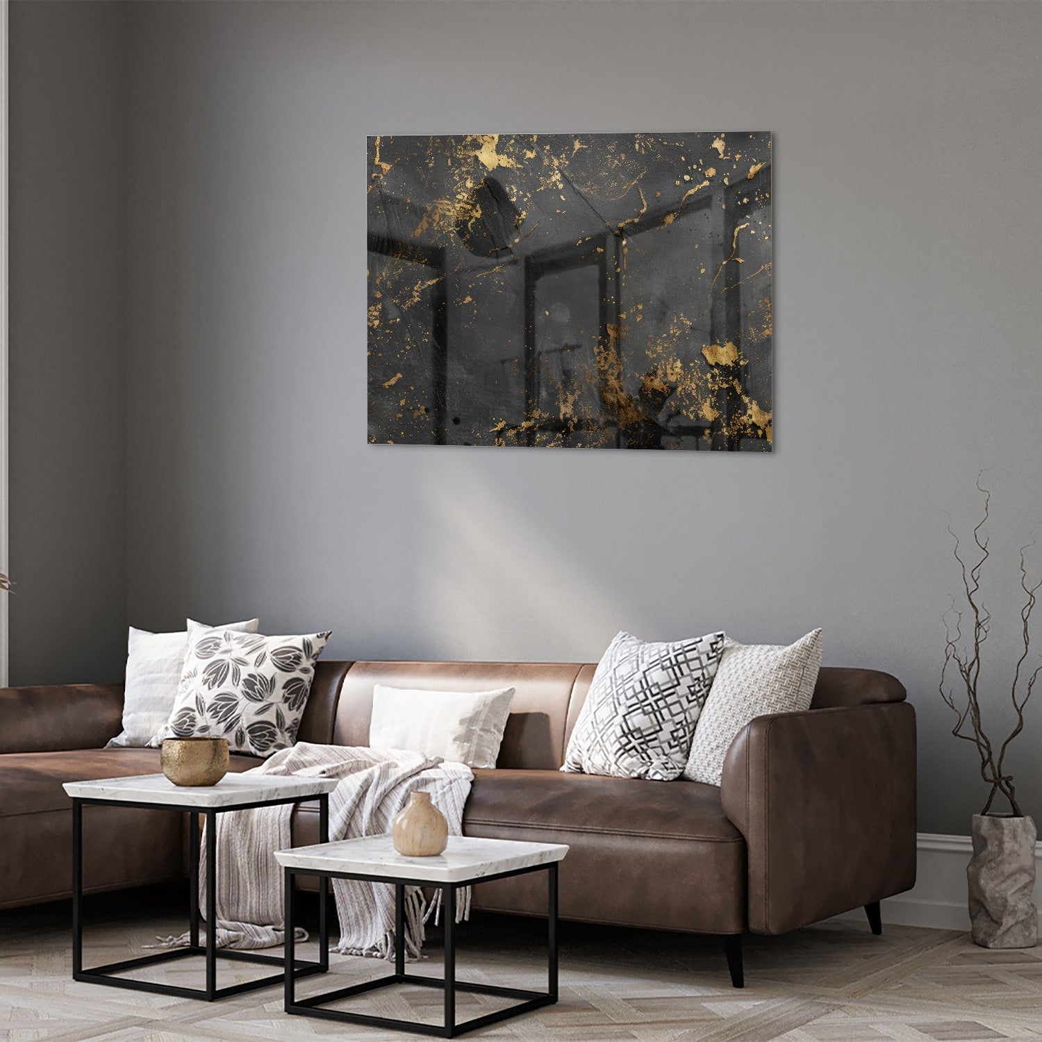 Gold-schwarzes Glasbild mit abstrakten Spritzern
