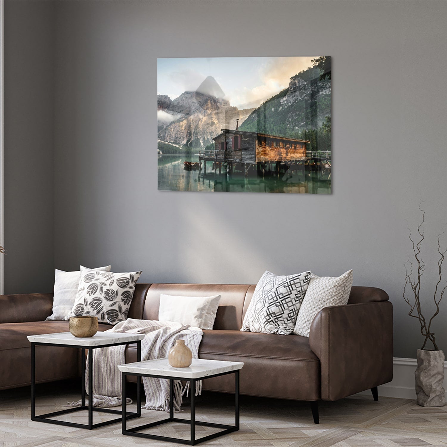 Bezauberndes Glasbild mit einer Berghütte