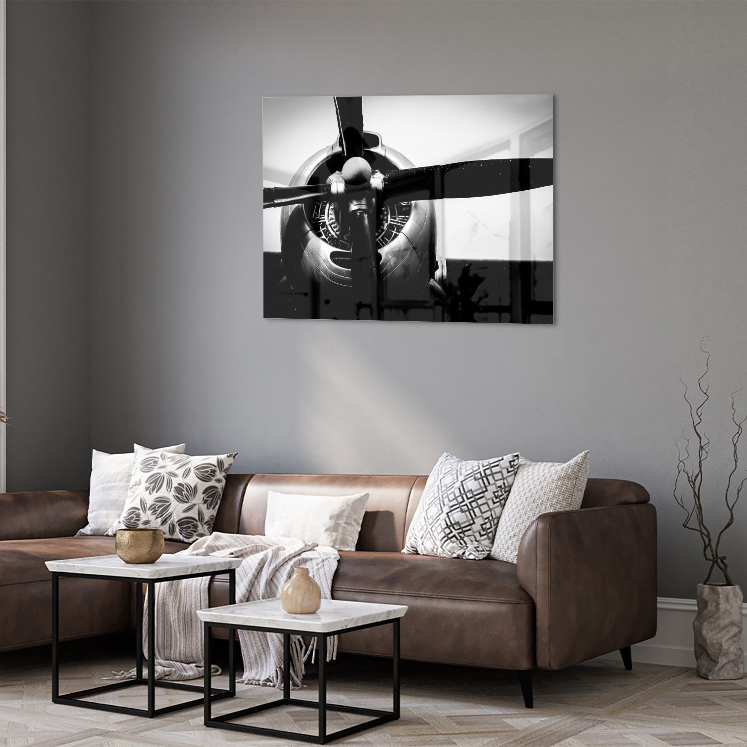 Schwarz-Weiß-Glasbild mit Vintage-Flugzeugpropeller