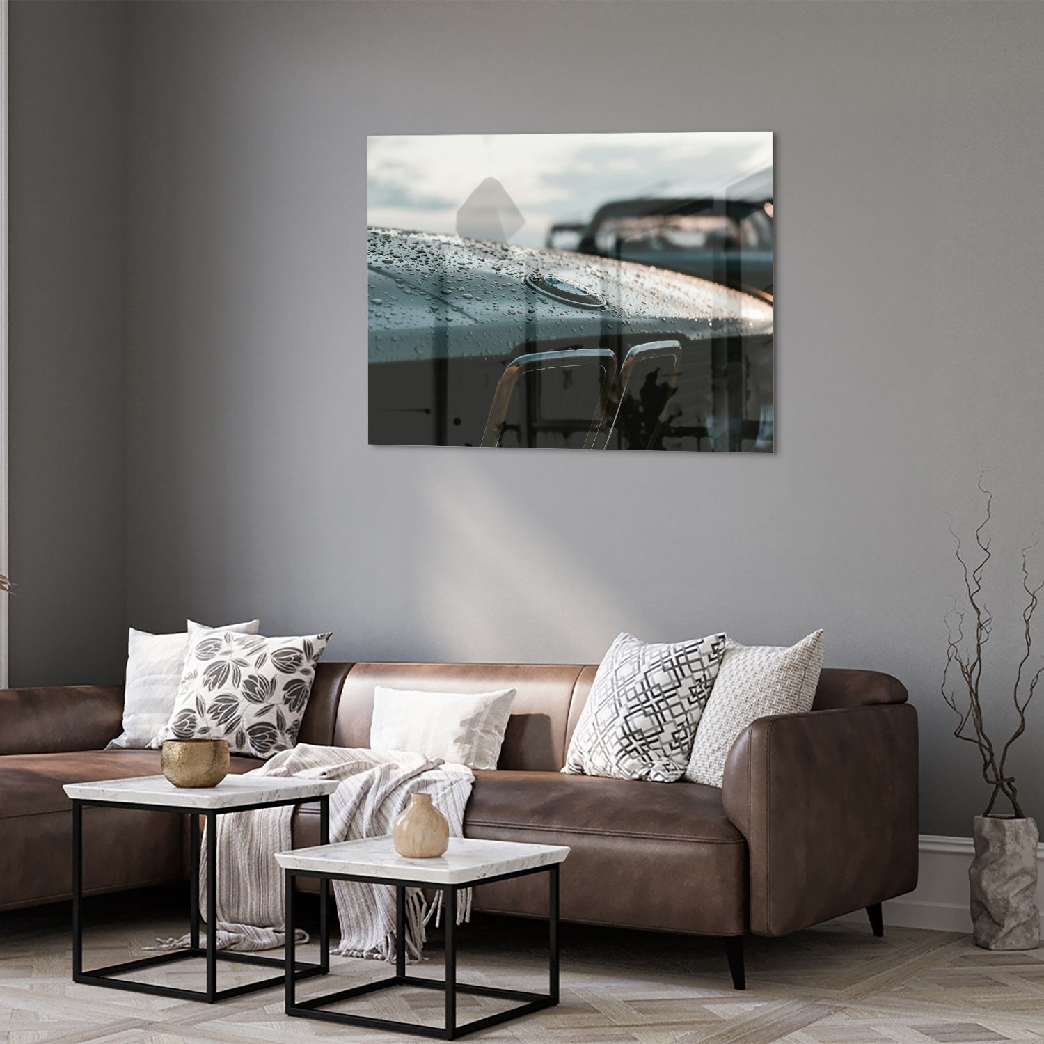 Glasbild mit nasser Autoscheibe – Stilvolles Interieur