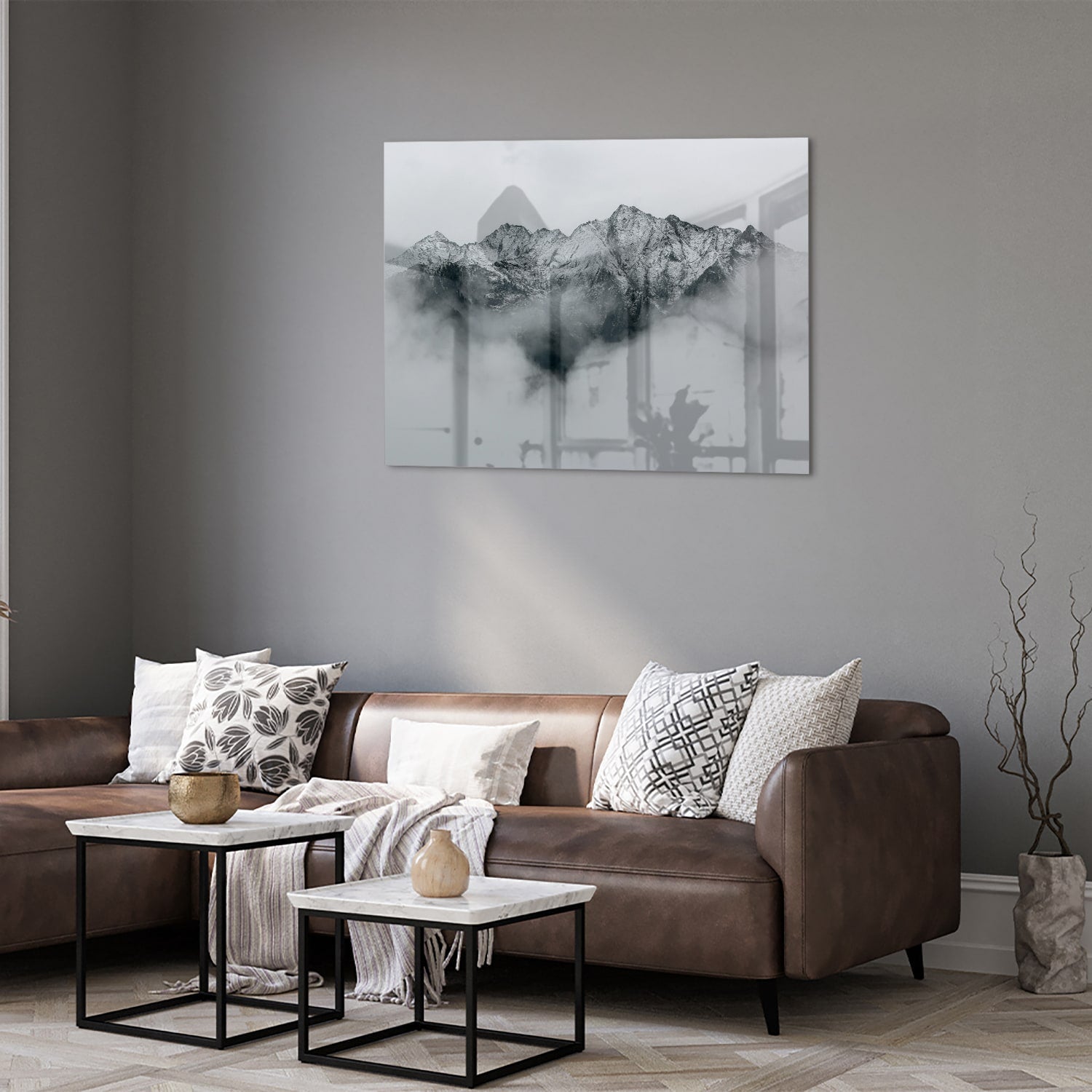 Elegantes Glasbild mit Bergen in Schwarz-Weiß