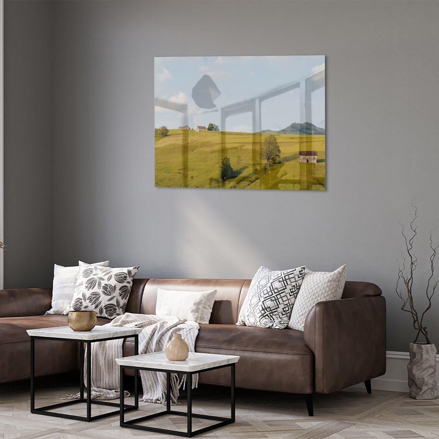 Glasbild mit grünen Hügeln in der Landschaft