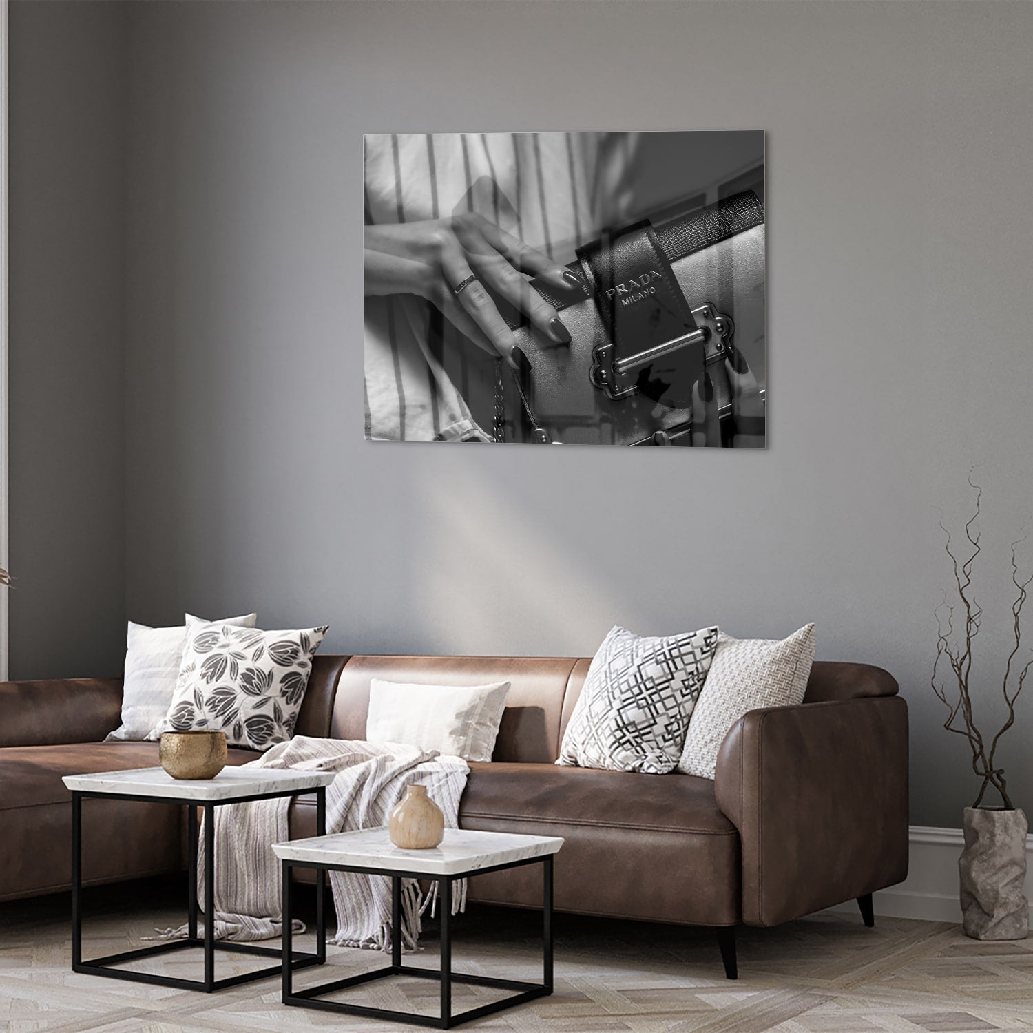 Elegantes Glasbild mit luxuriösen Accessoires