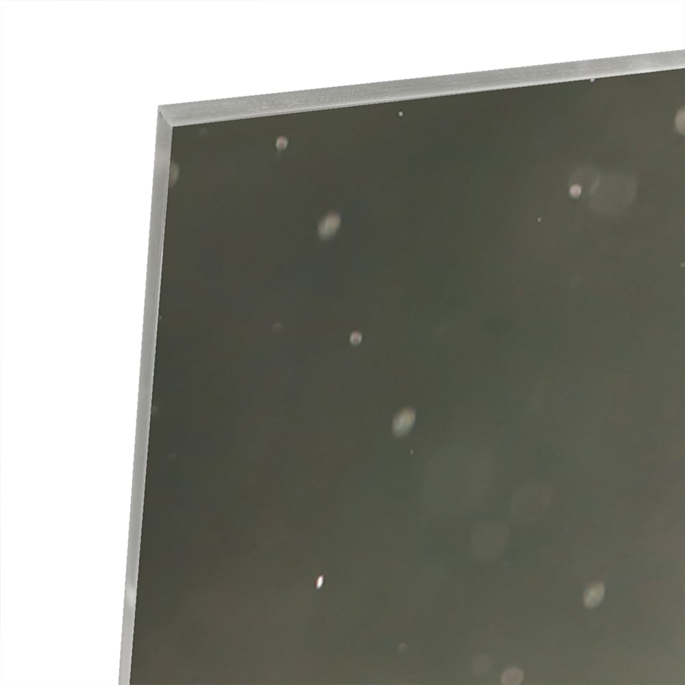 Beeindruckendes Glasbild mit einem brüllenden Löwen