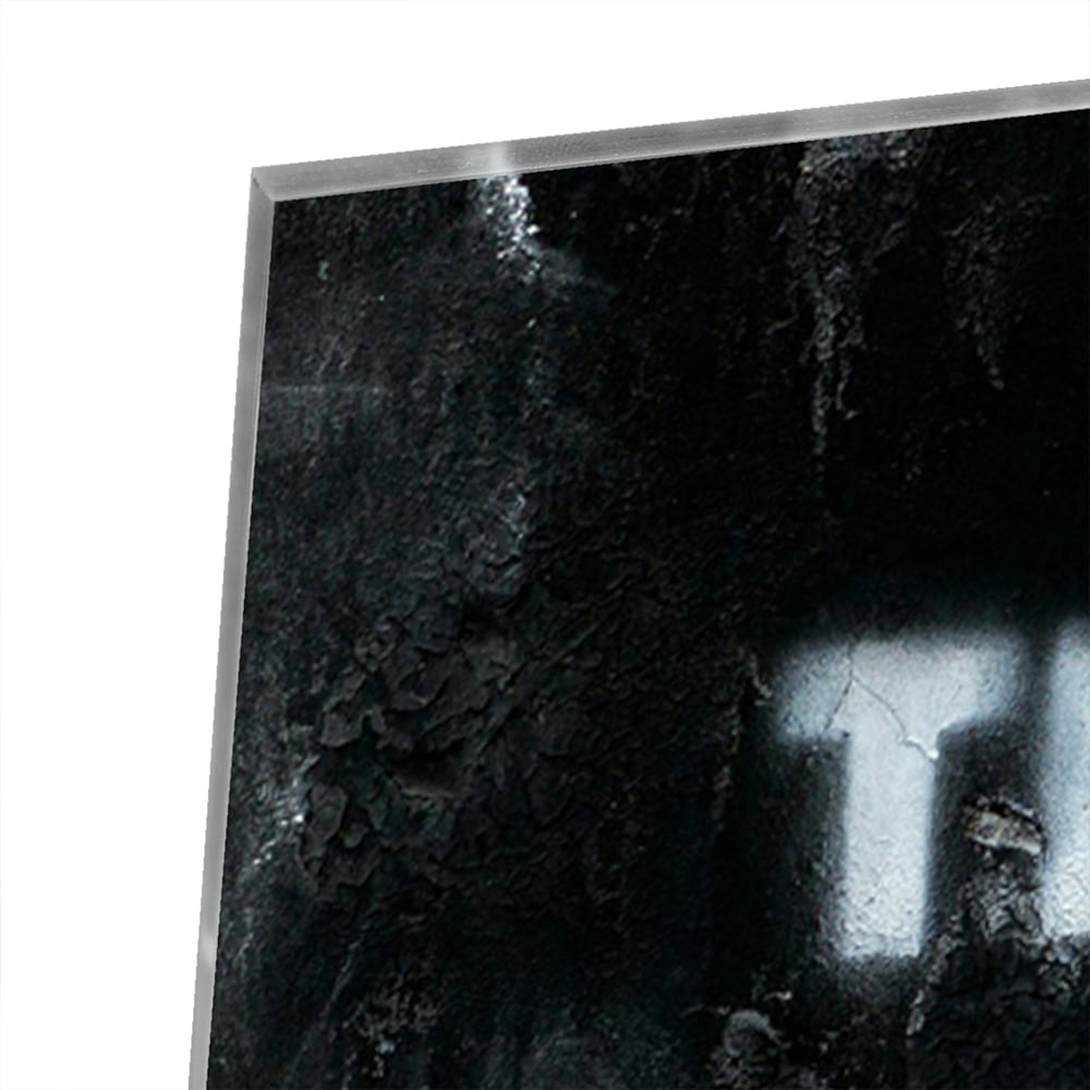Glasbild mit Schriftzug „Believe in Love“