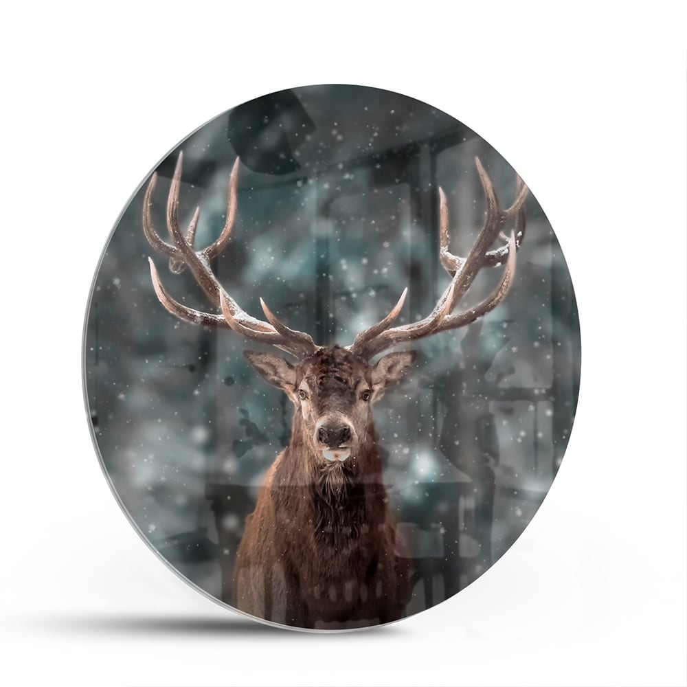 Glasbild mit majestätischem Hirsch in winterlicher Umgebung – Glasbild aus Sicherheitsglas, Größe 140x70