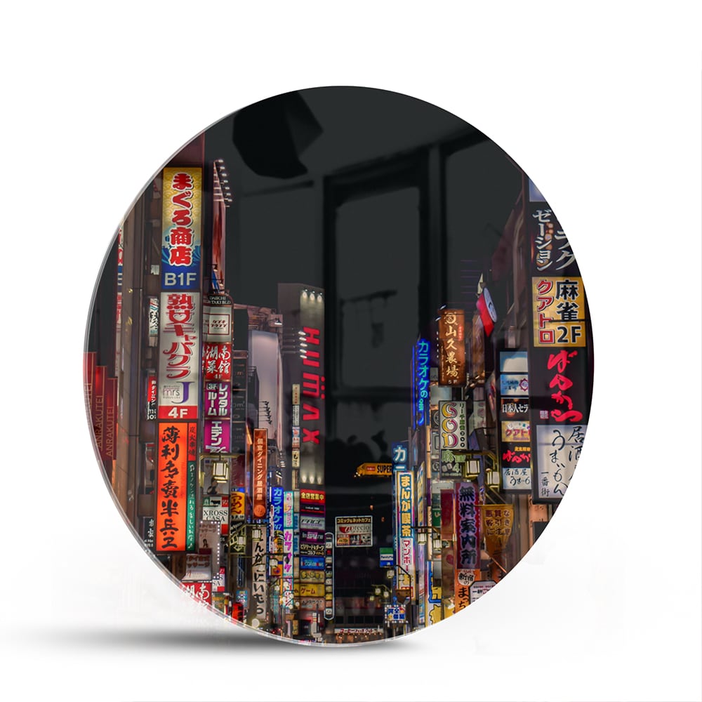Glasbild mit urbaner Szenerie und bezaubernden Neonlichtern – Glasbild aus Sicherheitsglas, Größe 140x70