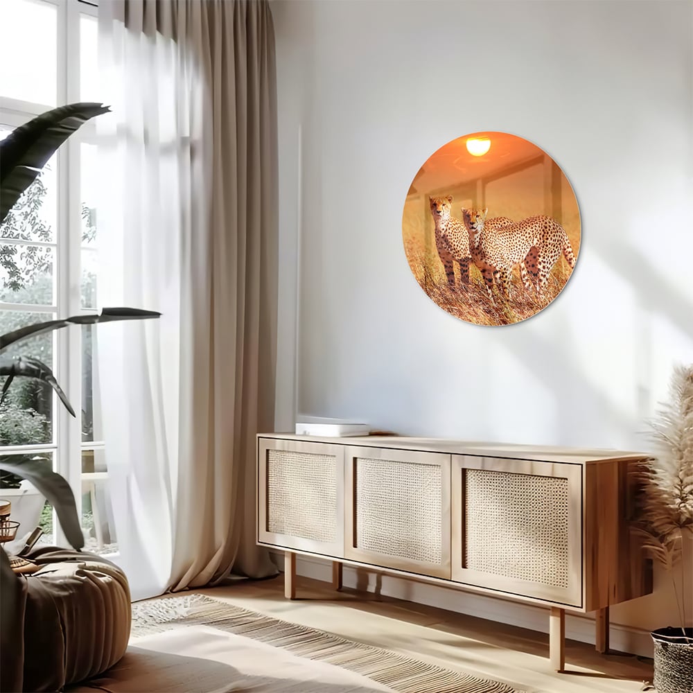 Elegantes Glasbild mit Geparden in der Natur