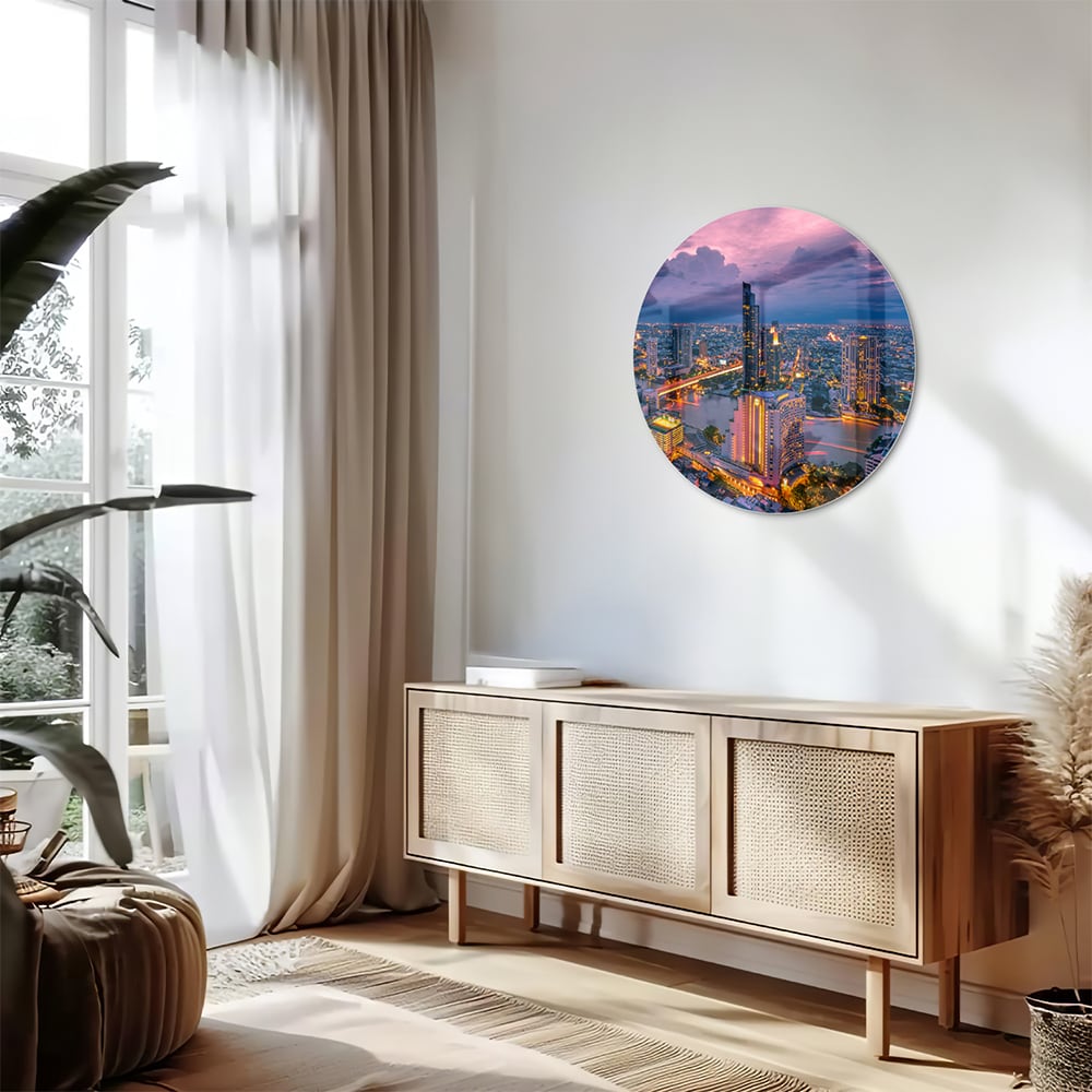 Glasbild mit Stadtblick im Abendlicht