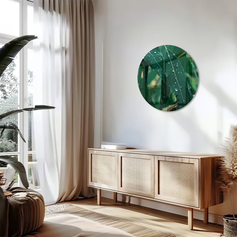 Glasbild mit grünen Blättern und Tautropfen