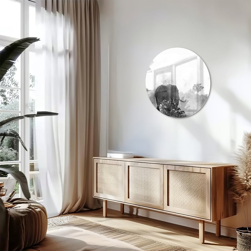 Elegantes Schwarz-Weiß-Glasbild mit einem Elefanten
