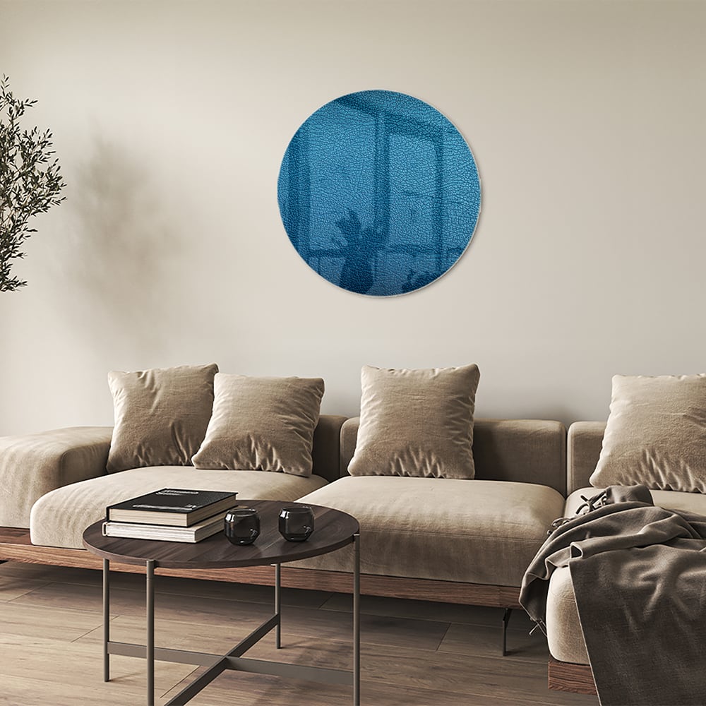 Blaues Glasbild mit Reflexionseffekt