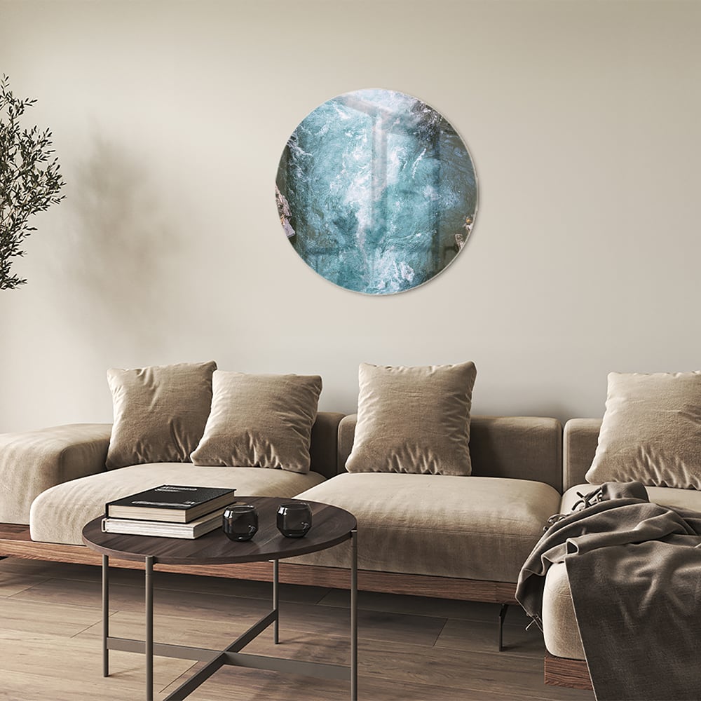 Glasbild mit klarem Bergwasser